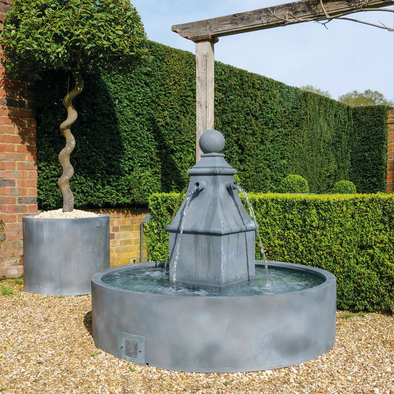 classic-garden-elements-br-gger-brunnen-zink-gartenbrunnen image 6