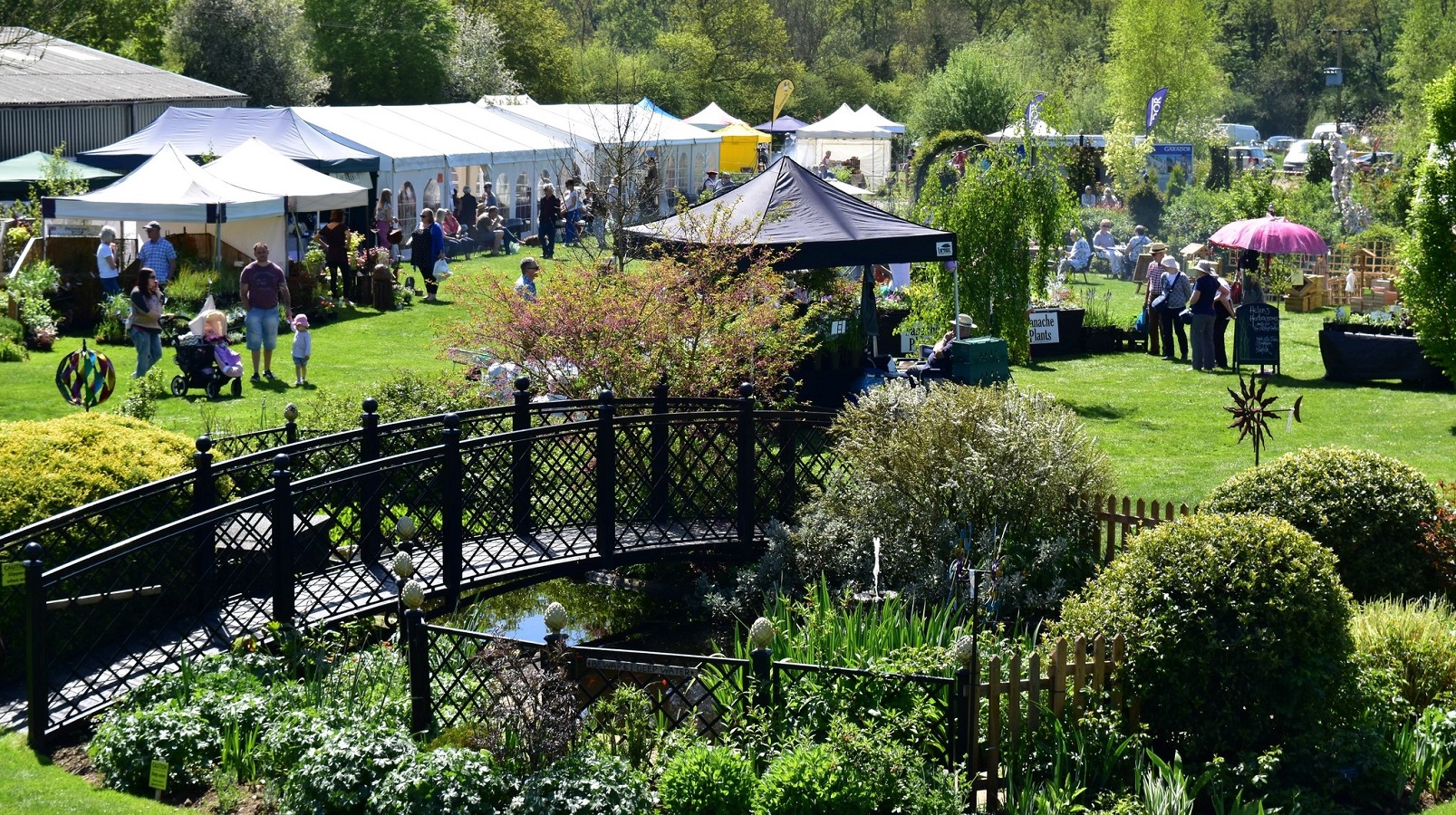 classic-garden-elements-attleborough-bogenbr-cke-stahl-schwarz image 3