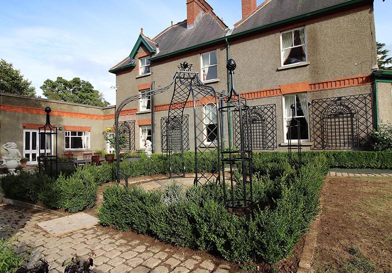 classic-garden-elements-kiftsgate-rosenpavillon-metall-rund-250-cm image 8