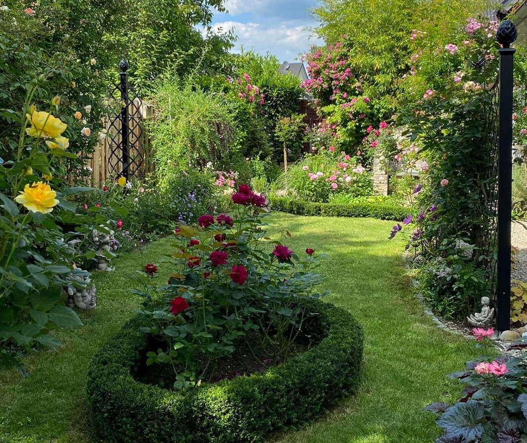 classic-garden-elements-paravent-trenngitter-metall-schwarz-zaun image 6