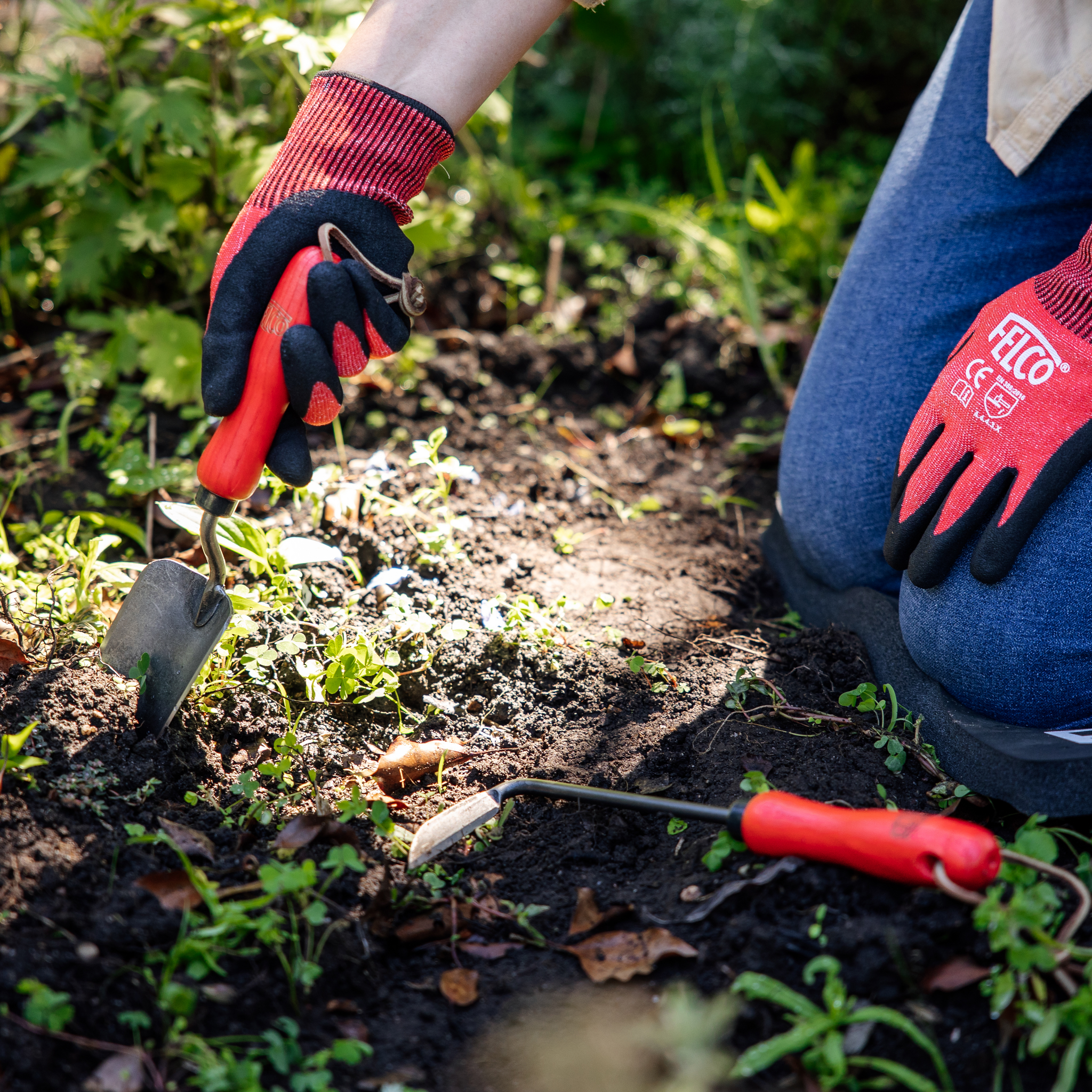 felco-481-gartenbeil-eschenholz-borstahl-geschmiedet image 4