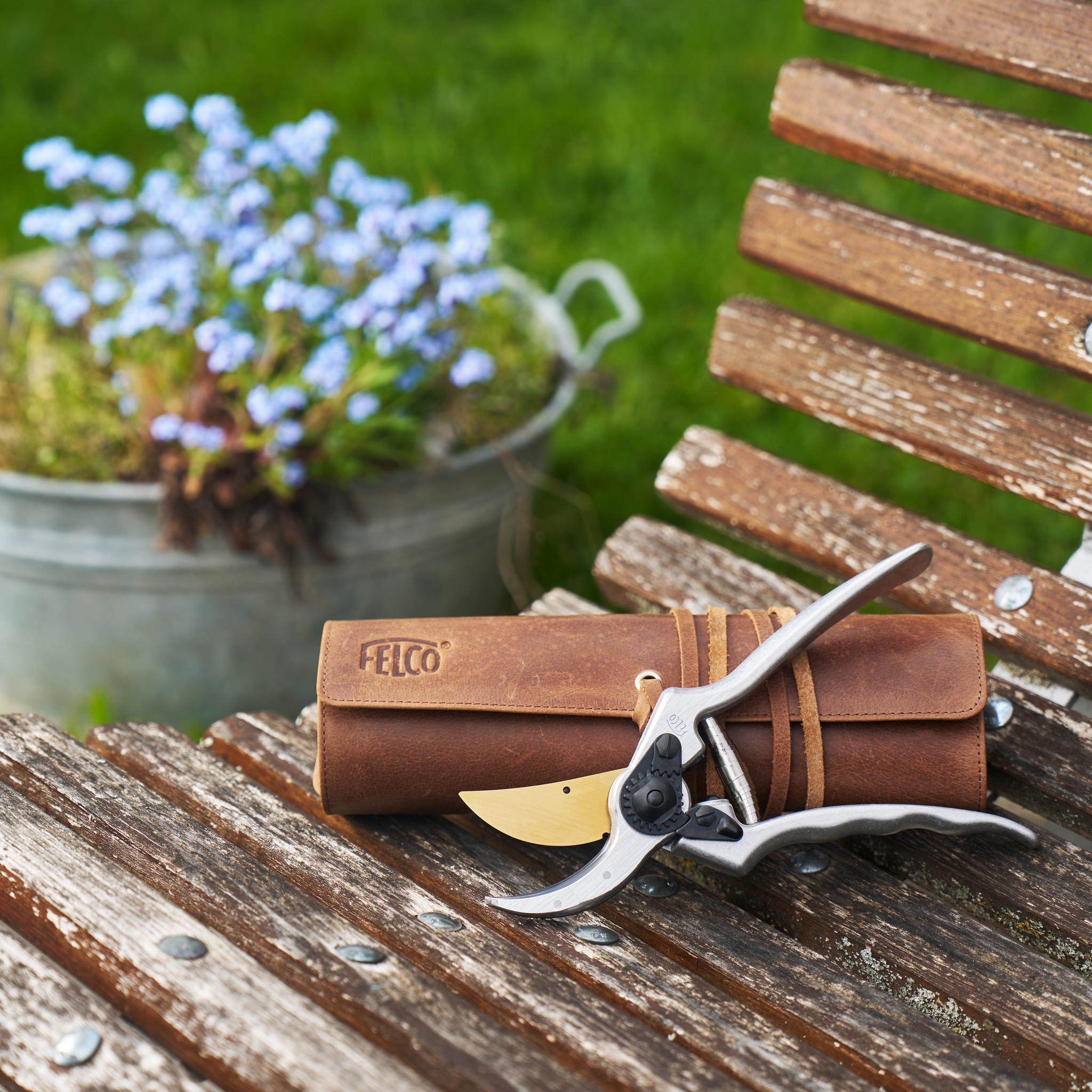 felco-2-jubil-ums-gartenschere-80-jahre-sonderedition-alu image 8