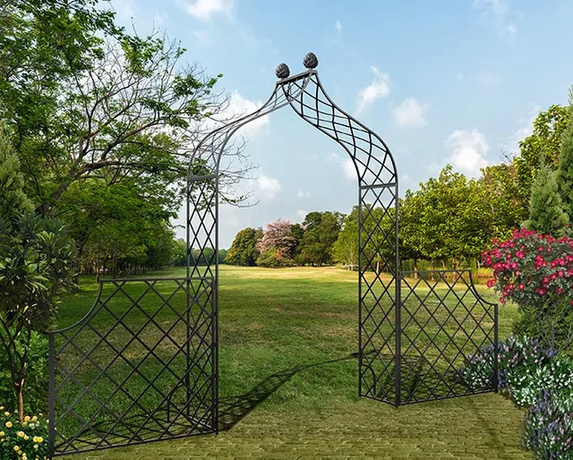 classic-garden-elements-kiftsgate-rosenbogen-metall-mit-zaun image 1