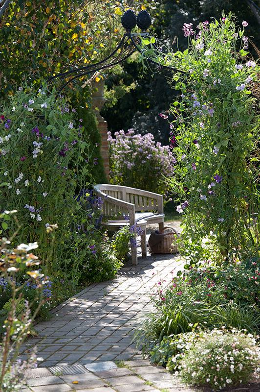 classic-garden-elements-kiftsgate-rosenbogen-metall-schwarz image 6