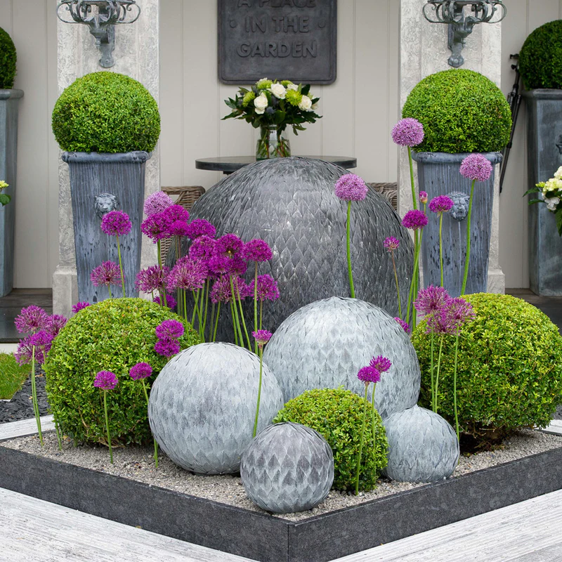 classic-garden-elements-laub-kugel-zink-deko-50-cm-verwittert image 2