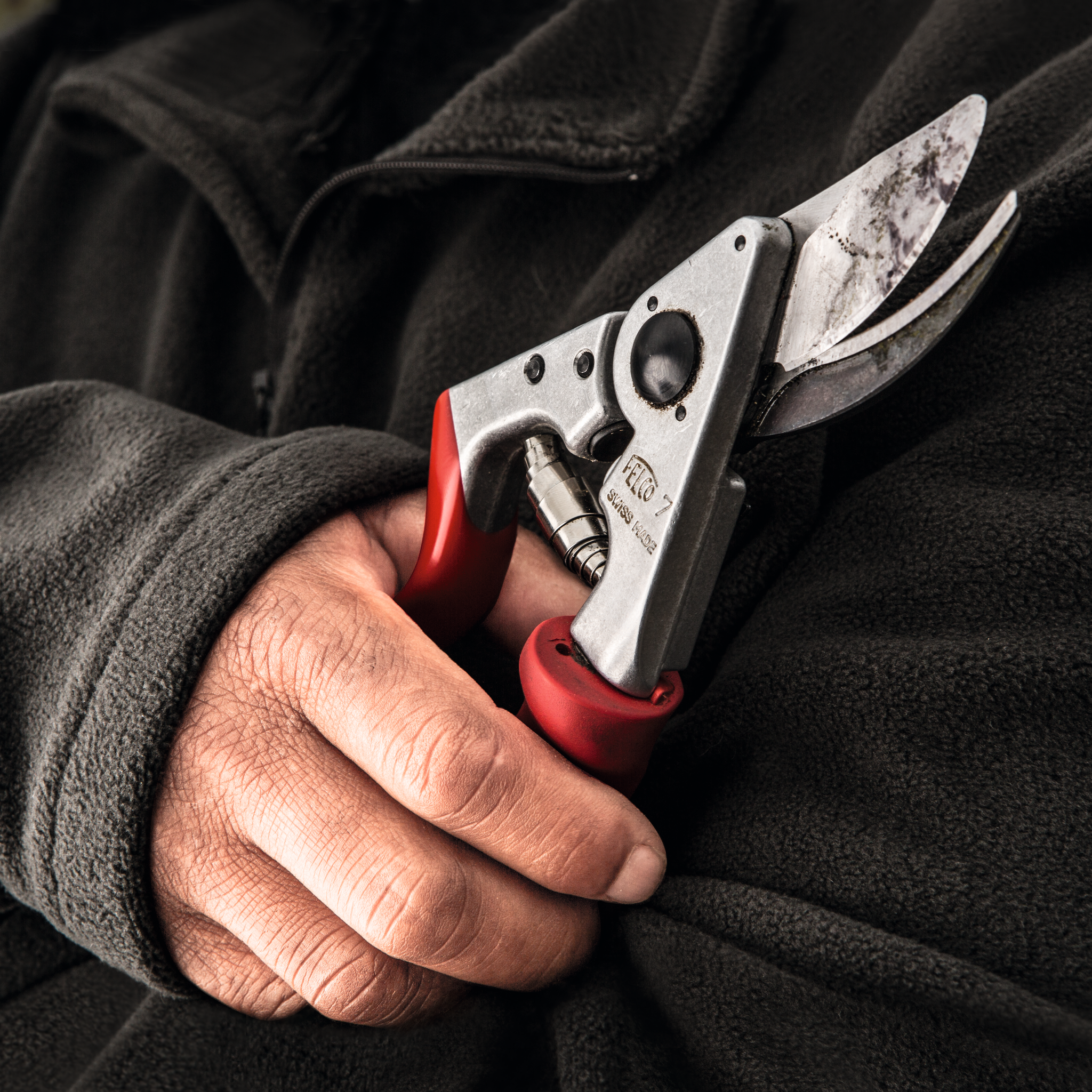 felco-7-einhand-gartenschere-rechts-gro-e-h-nde-drehgriff image 3