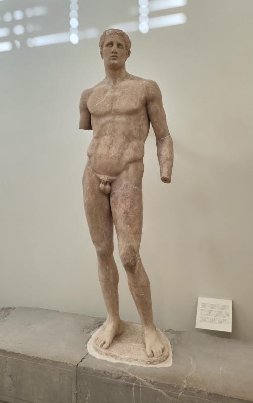 classic-garden-elements-agias-statue-delphi-bronze-lebensgro image 5