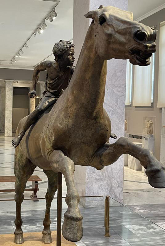 classic-garden-elements-reiter-kap-artemision-statue-bronze-antik image 1