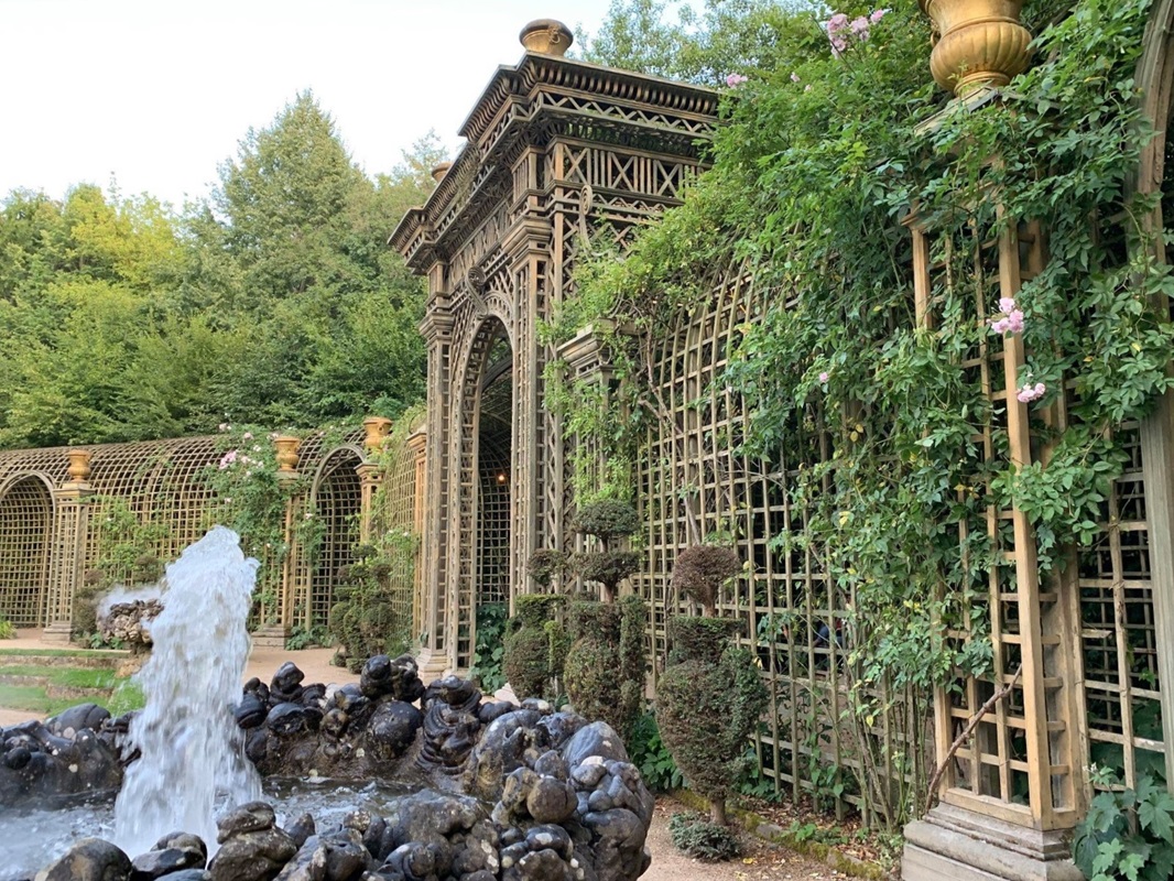 classic-garden-elements-louis-xiv-treillage-laubengang-versaillesgr-n image 8