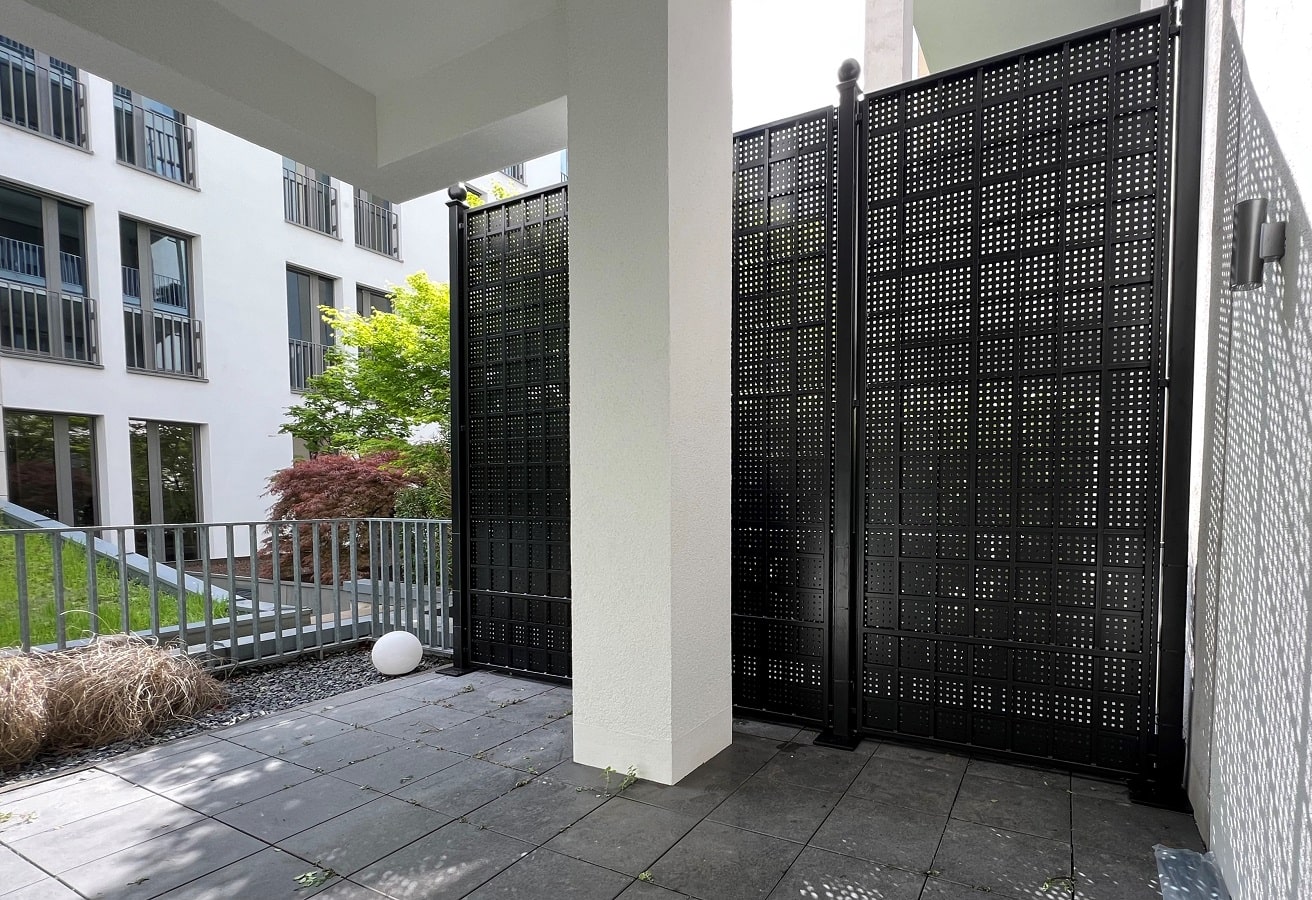 classic-garden-elements-gropius-sichtschutzzaun-metall-schwarz image 8