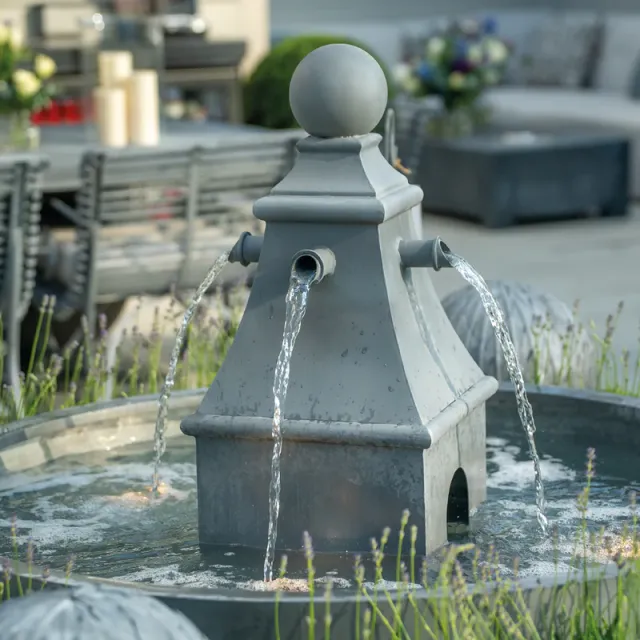 classic-garden-elements-br-gger-brunnen-zink-gartenbrunnen image 1