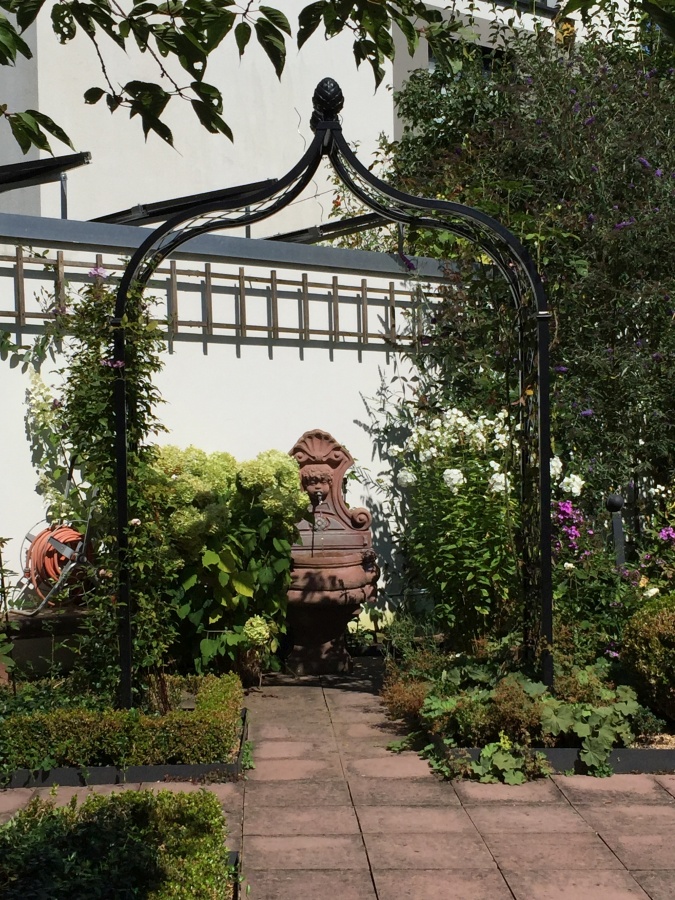 classic-garden-elements-brighton-rosenbogen-wei-172-cm image 2