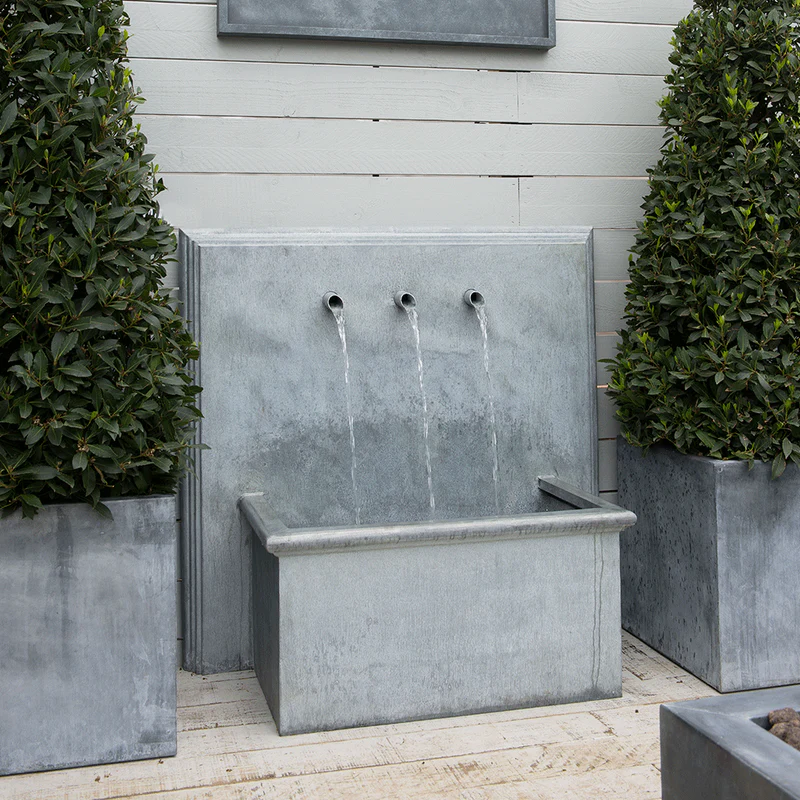 classic-garden-elements-trentiner-brunnen-zink image 2