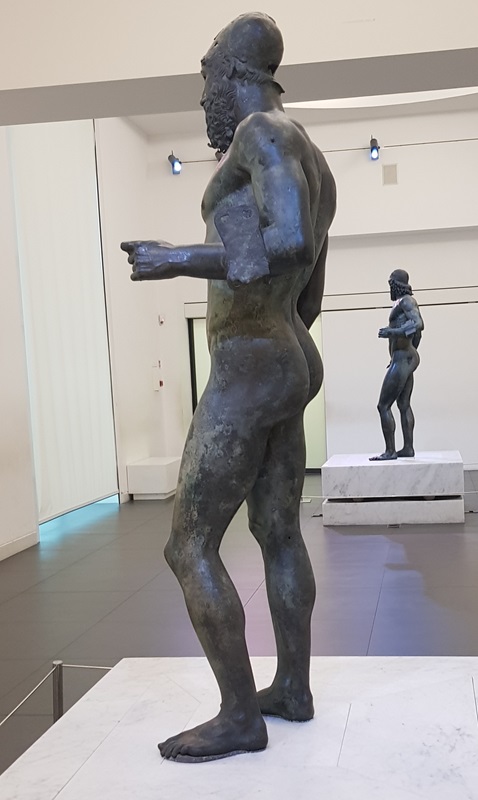 classic-garden-elements-riace-krieger-b-statue-antik-lebensgro image 2