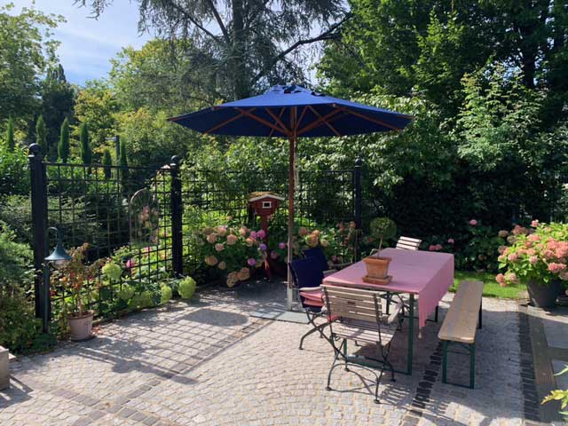 classic-garden-elements-bauhaus-trenngitter-metall-schwarz image 6