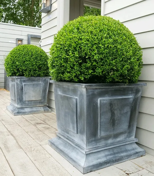 classic-garden-elements-empire-pflanzk-bel-zink-grau-antik-patina image 1