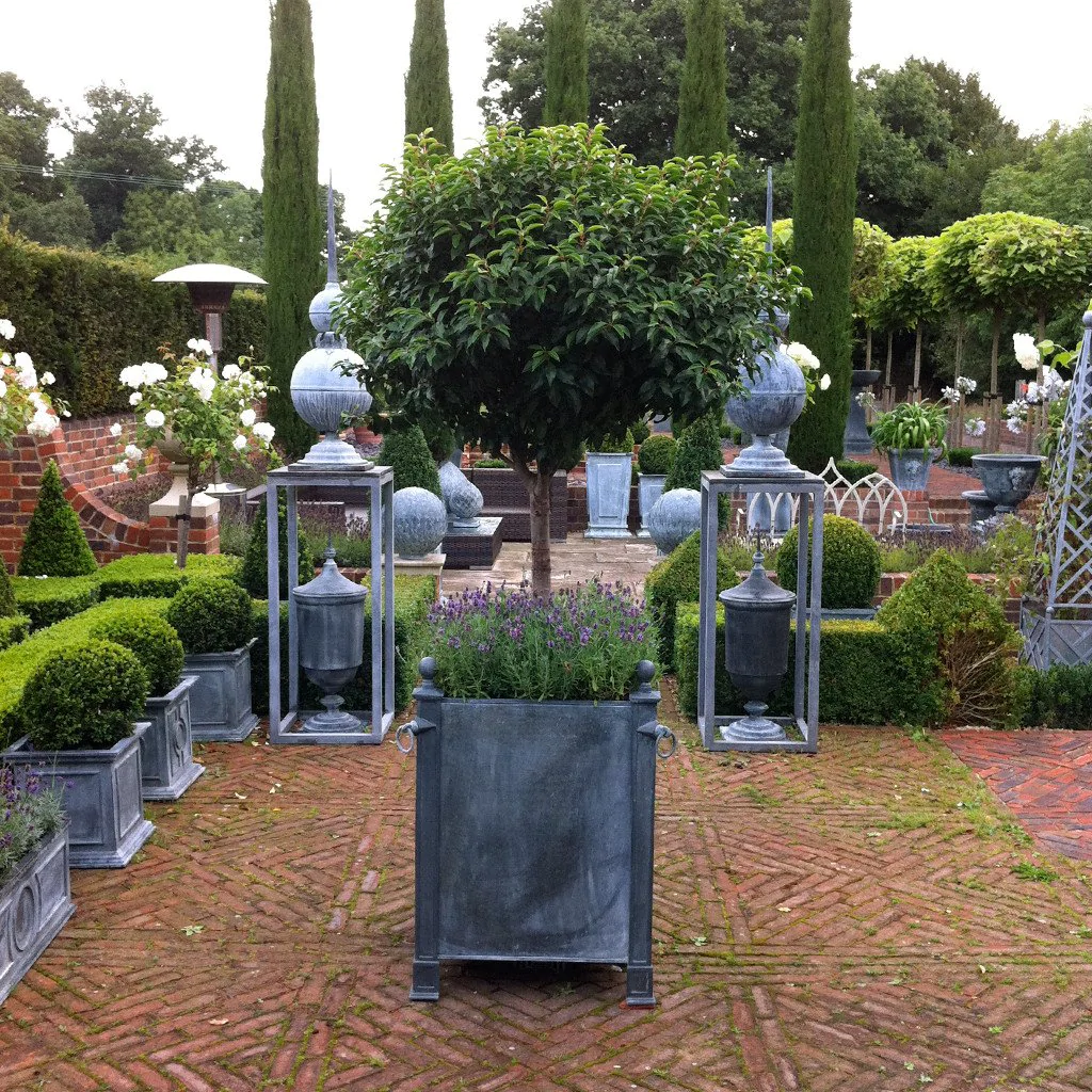 classic-garden-elements-empoli-pflanzk-bel-zink-eckig-antik image 4