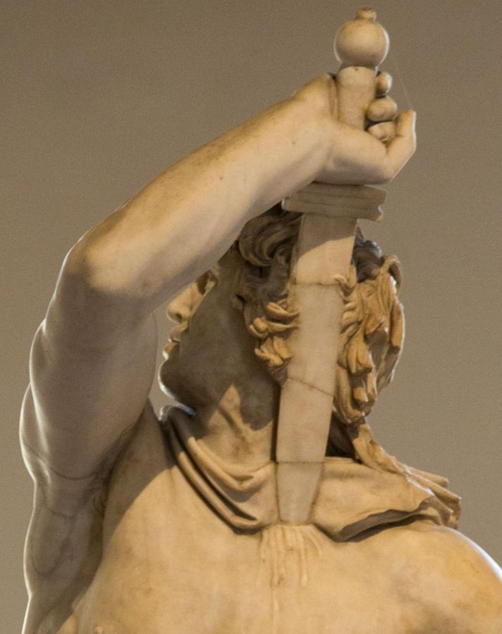 classic-garden-elements-ludovisischer-gallier-statue-garten image 2
