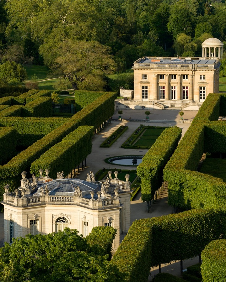 classic-garden-elements-pavillon-francais-orangerie-stahl-glas image 8