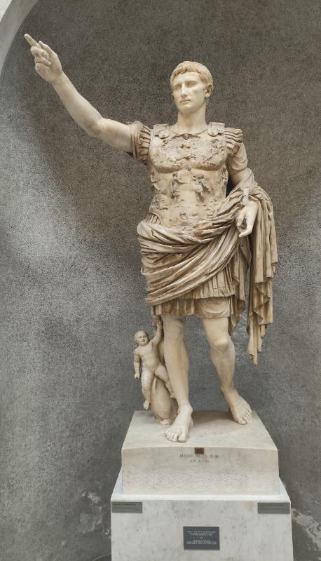 classic-garden-elements-augustus-primaporta-statue-lebensgro-marmor image 3