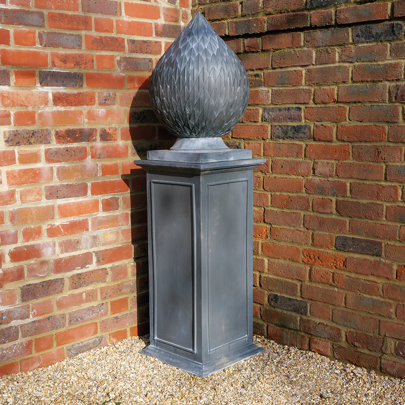 classic-garden-elements-englischer-sockel-zink-86cm-grau image 2