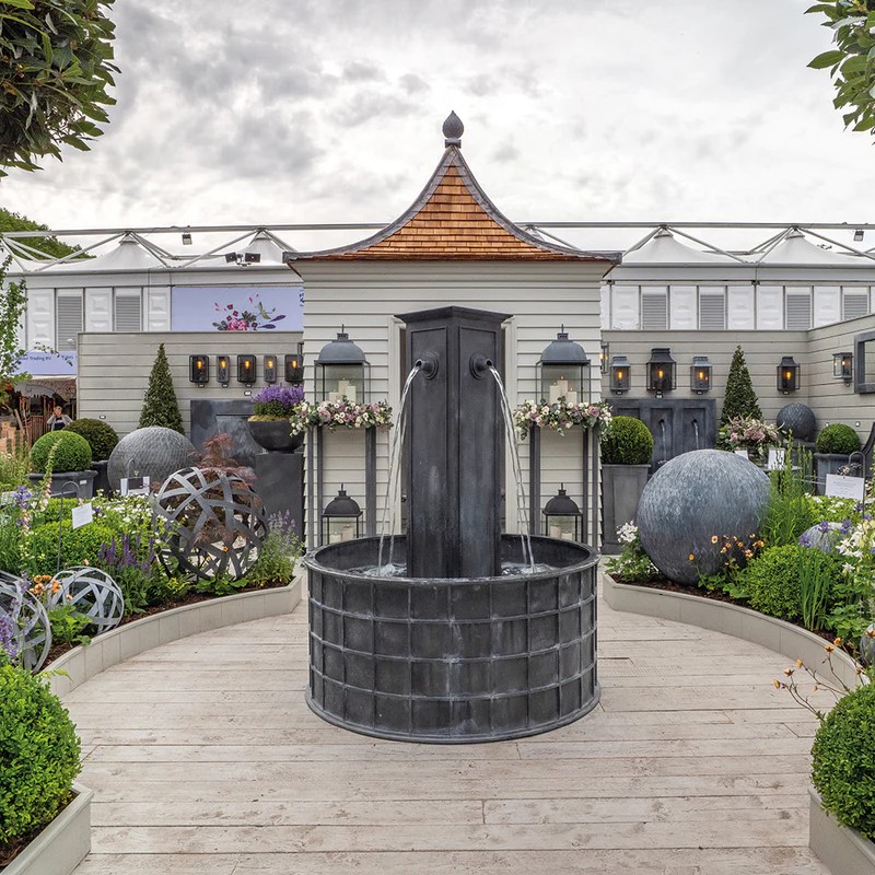 classic-garden-elements-sienna-marktbrunnen-zink-rund-pumpe image 3