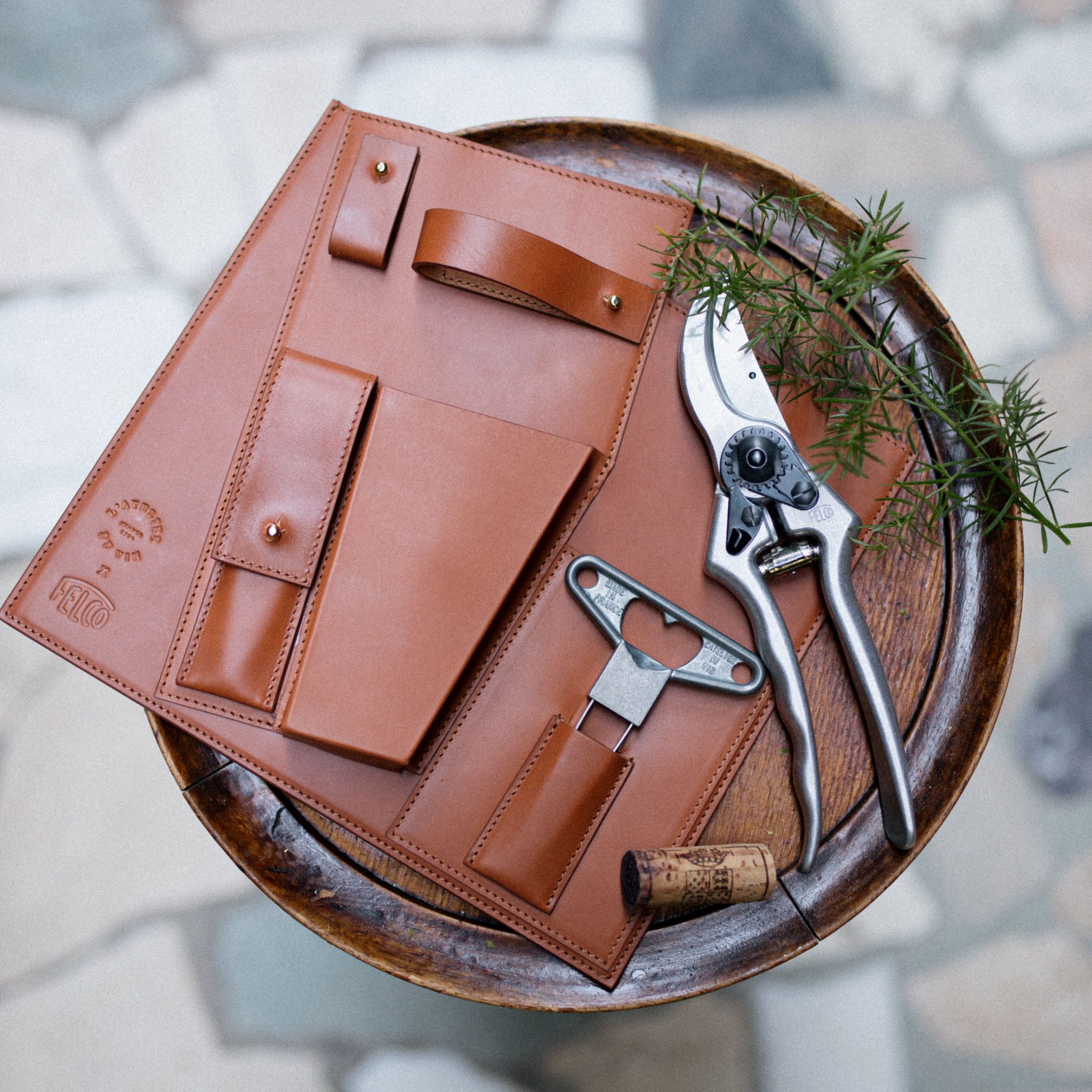 l-atelier-du-vin-x-felco-2-set-schere-korkenzieher-tasche image 4