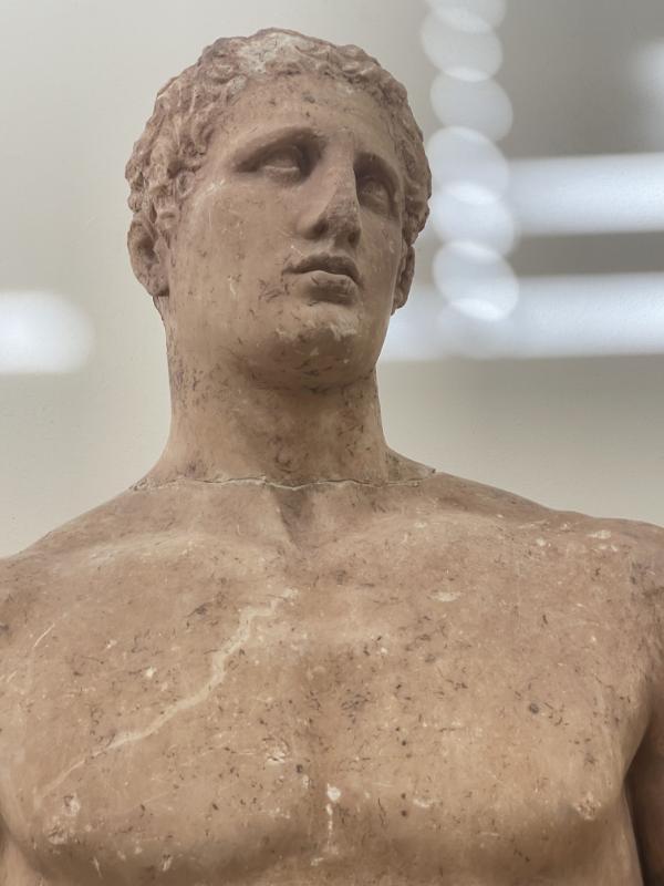 classic-garden-elements-agias-statue-delphi-bronze-lebensgro image 2