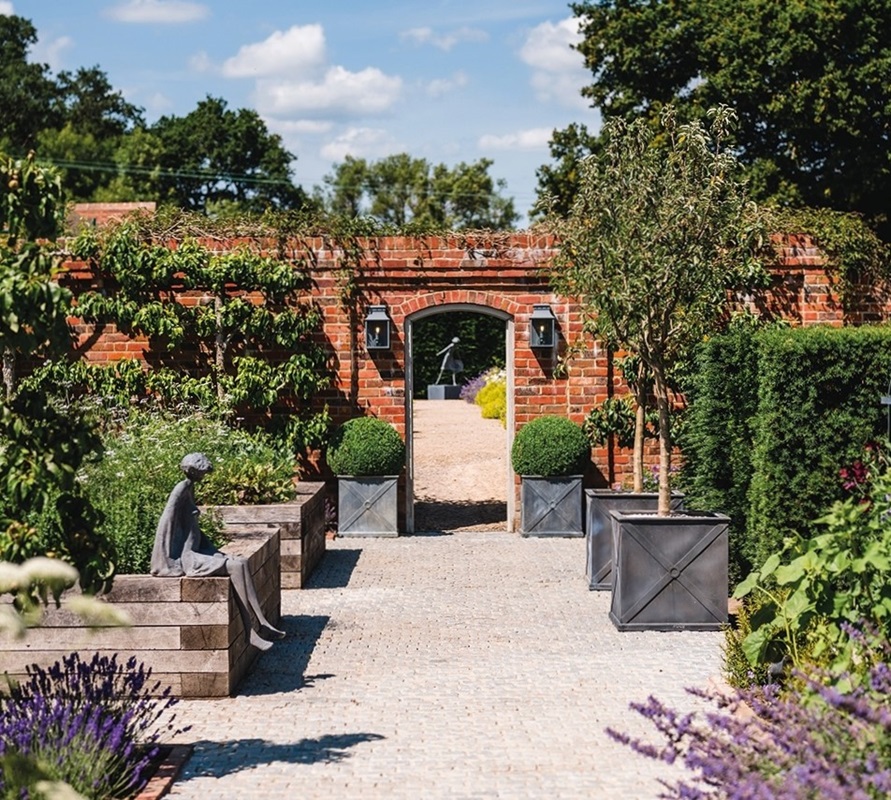 classic-garden-elements-mayfair-pflanzk-bel-zink-70x70-cm image 5