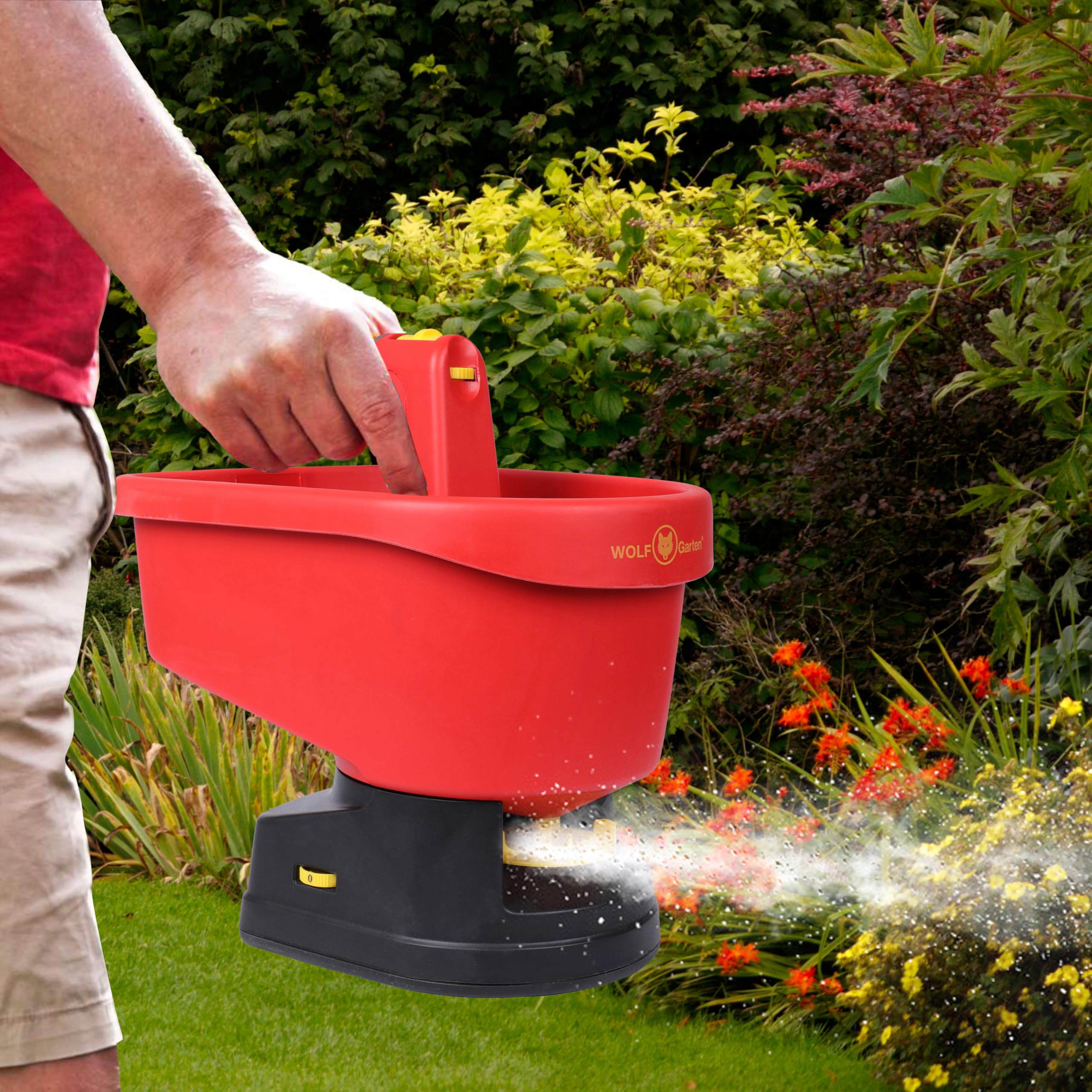 wolf-garten-natura-bio-we-b-universal-streuer-batterie image 2
