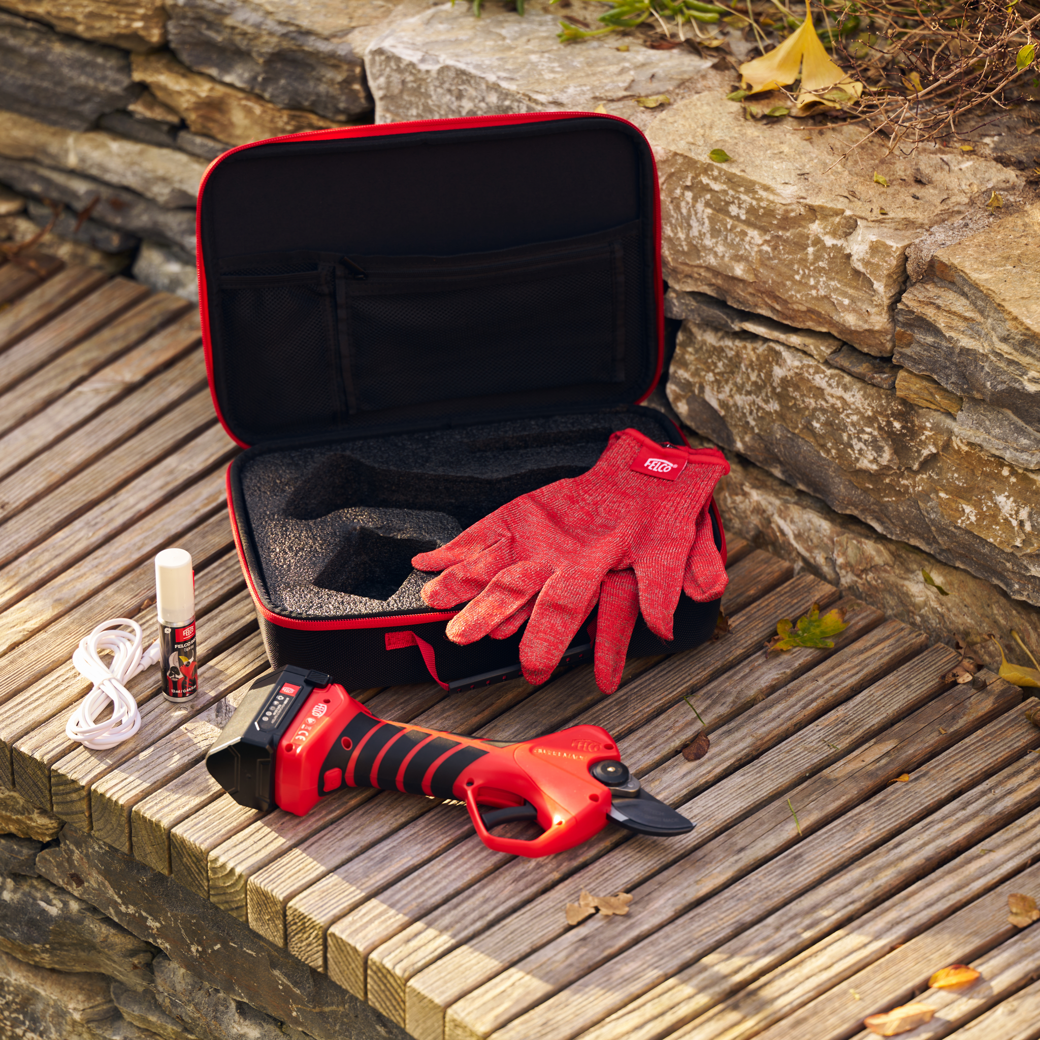 felco-2e-akku-rebschere-10-8v-set-rechtsh-nder image 8