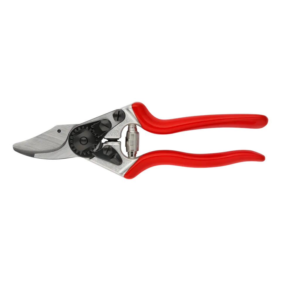 felco-6-einhand-gartenschere-bypass-mittelgro-e-h-nde image 1