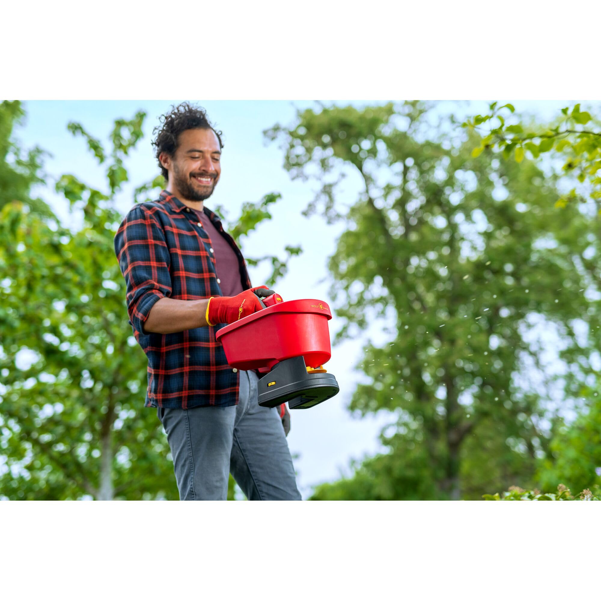 wolf-garten-natura-bio-we-b-universal-streuer-batterie image 8